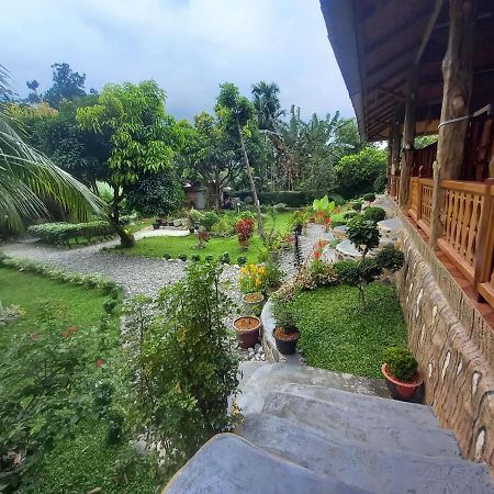 Sahnan Guest House Bukit Lawang Esterno foto