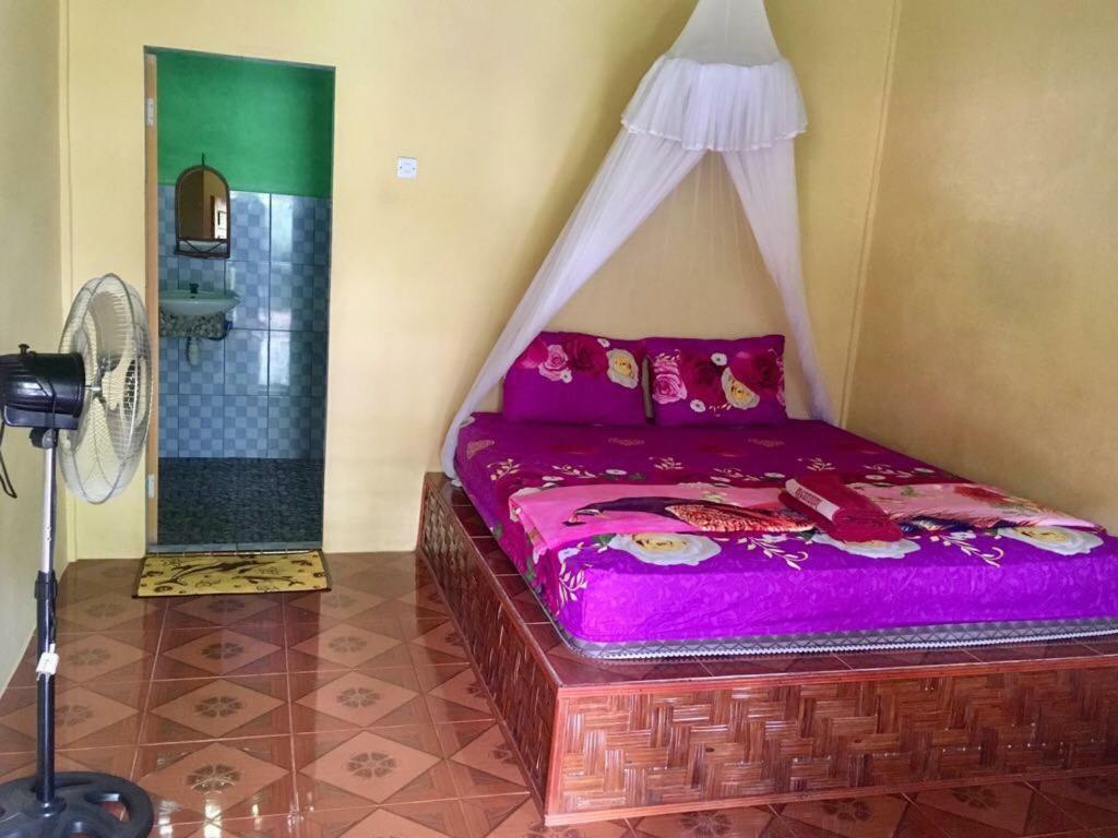 Sahnan Guest House Bukit Lawang Esterno foto