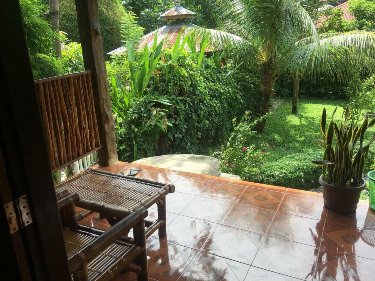 Sahnan Guest House Bukit Lawang Esterno foto